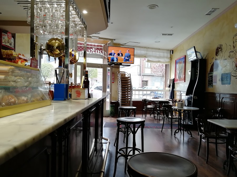Bar Makoki