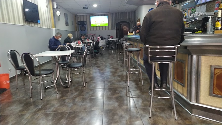 Cafe Bandolin