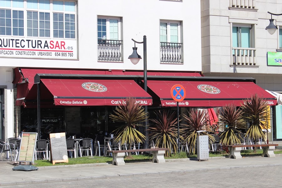 Café Bar Central