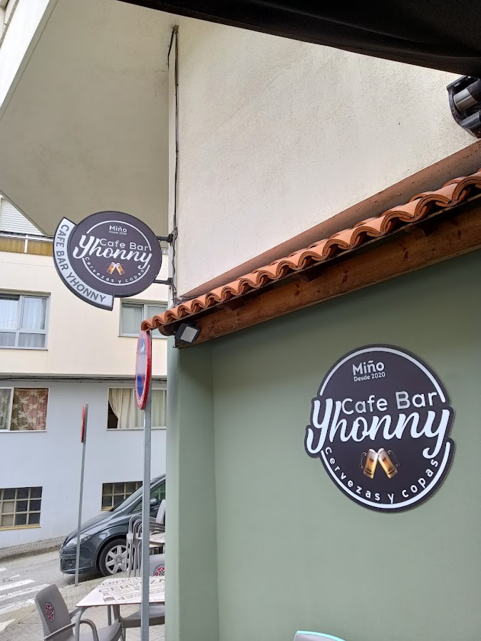 Café Bar Yhonny
