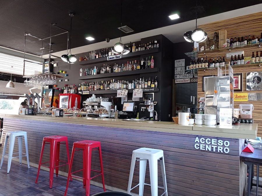 Cafetería Acceso Centro