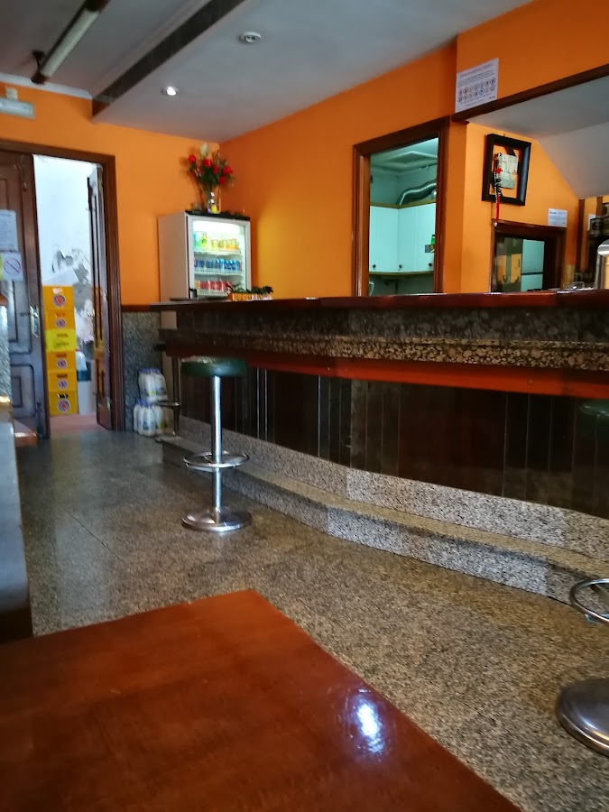 Cafetería pulpería La Carrera