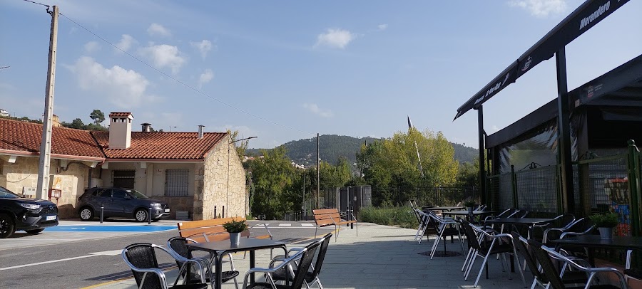 Merendero El Pato Rojo