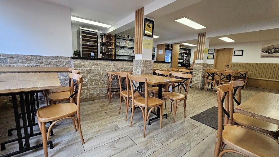 Restaurantes en Pontedeume provincia de Coruña, A