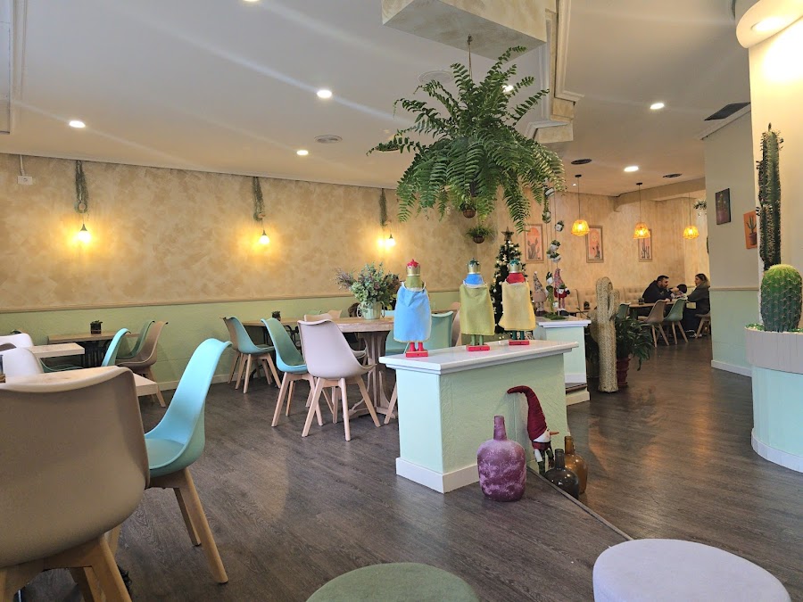 Cactus coffee and brunch