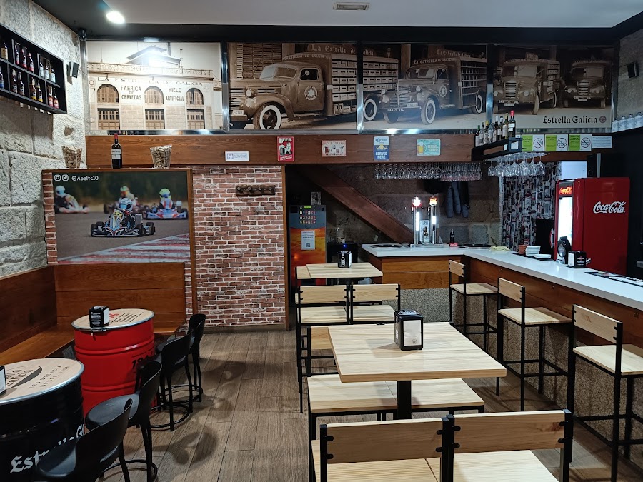 Cafe-Bar REAL