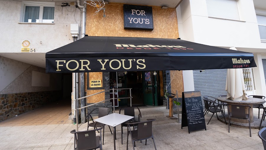 FOR YOU'S BAR